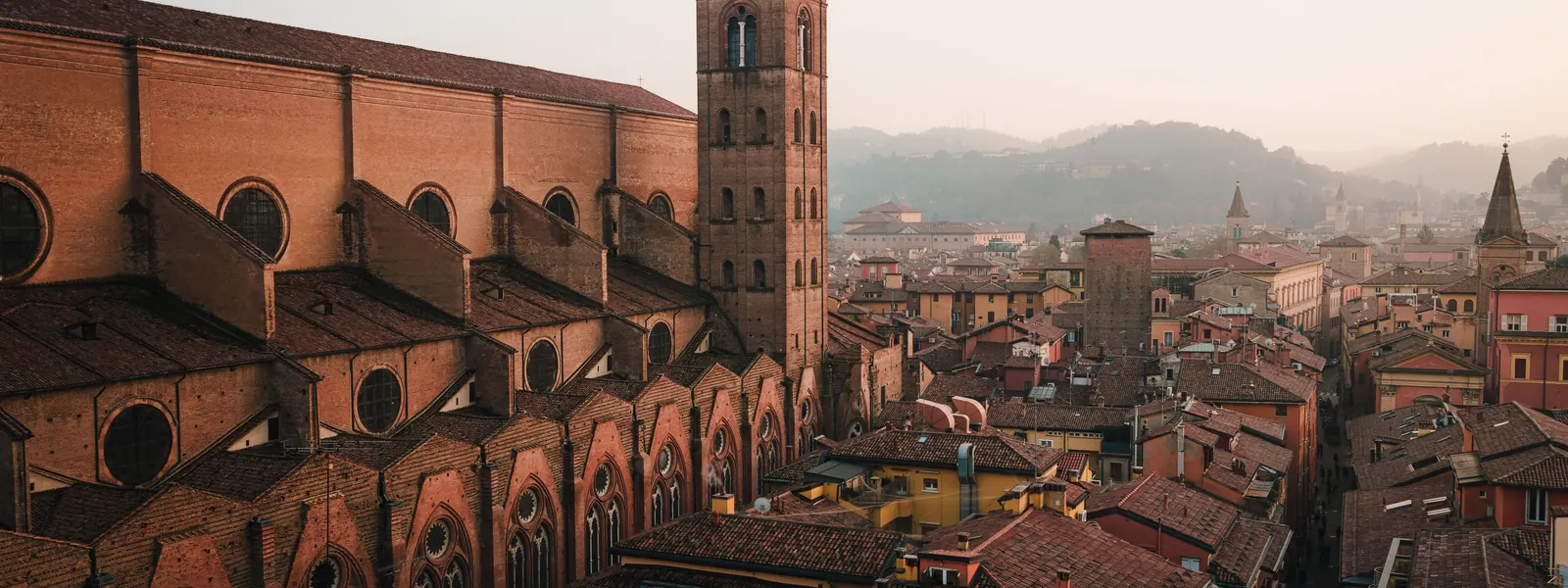 Veduta di Bologna Forlí-Ravenna